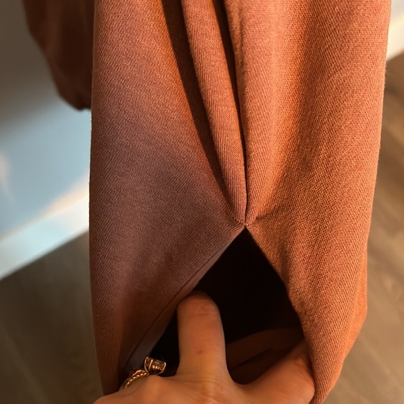 Nike Jersey Dress with Pockets - Picture 4 of 6